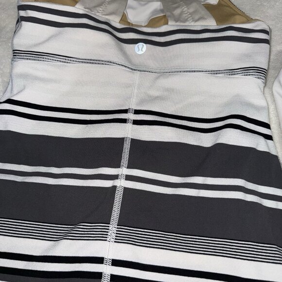 Lot of 6 Women's Lululemon Tops Tank Tops Racer Back Yoga Workout Size 6 - Picture 10 of 11